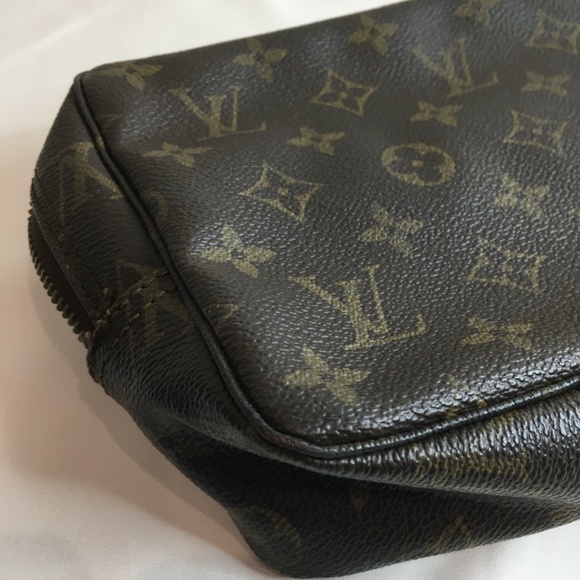 Louis Vuitton Monogram Truth Toilette Pochette Sku#83906 - Picture 5 of 12